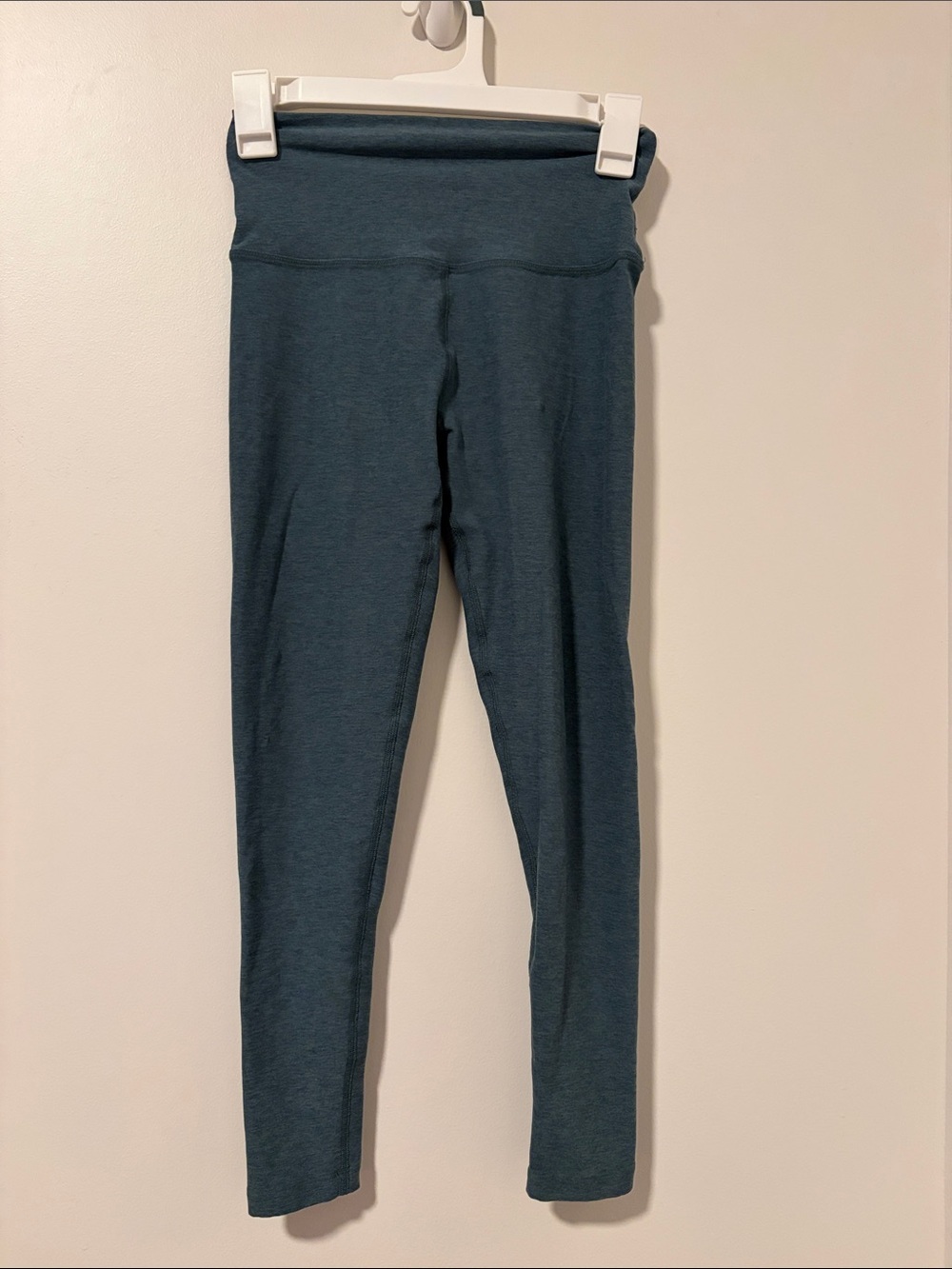 Beyond Yoga Super Soft Green Leggings